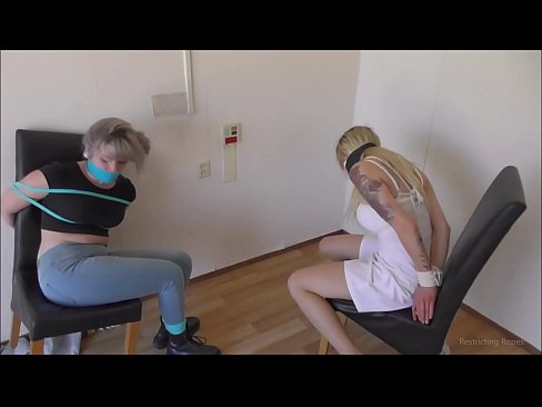 ❤️ Ovisnik / vezan i začepljen usta / djevojka u nevolji ❤️ Porno kod nas
