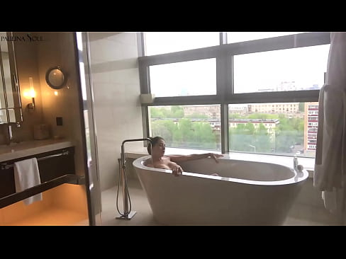 ❤️ Strastveno drka svoju macu u kupatilu ❤️ Porno kod nas